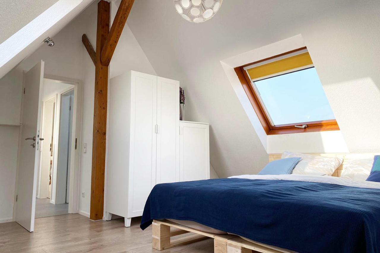 Gemuetliche 2 Zimmerwohnung Mit Tv Und Wlan เวนดลิงเกน อัม เนคคาร์ ภายนอก รูปภาพ