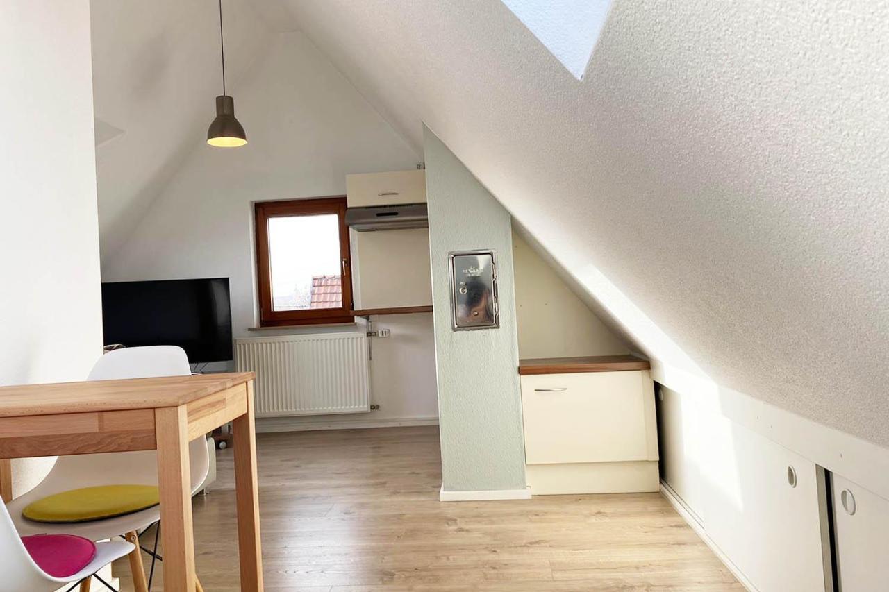 Gemuetliche 2 Zimmerwohnung Mit Tv Und Wlan เวนดลิงเกน อัม เนคคาร์ ภายนอก รูปภาพ